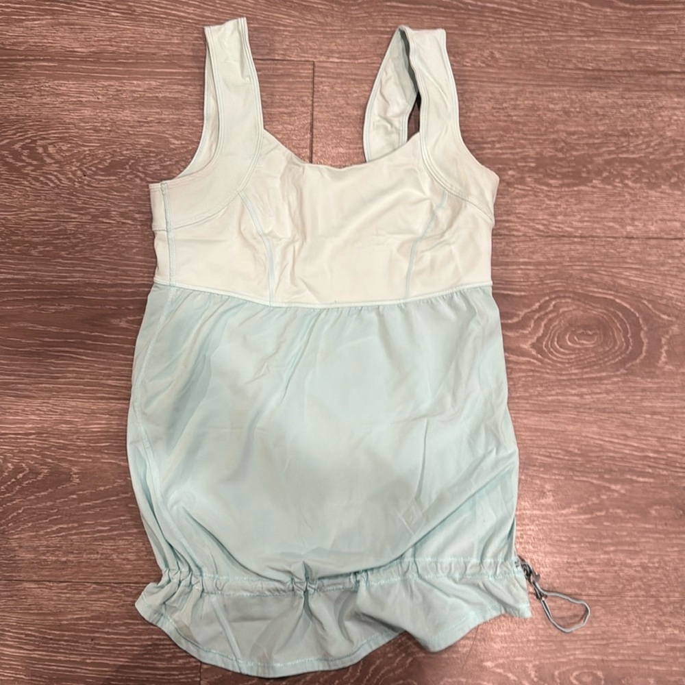 Lululemon active top